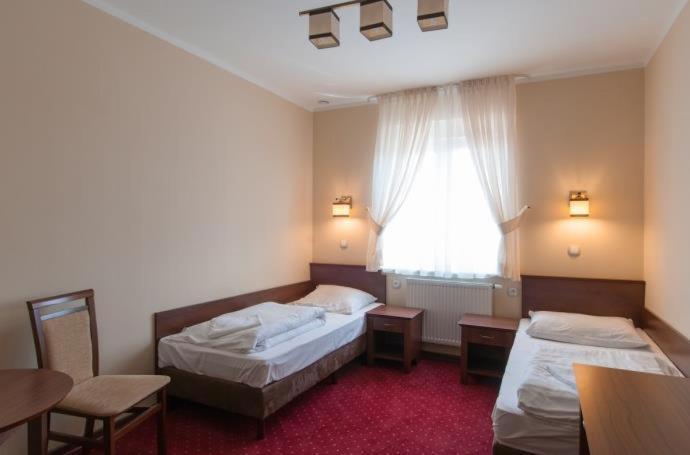 Hotel Grant レシュノ 部屋 写真